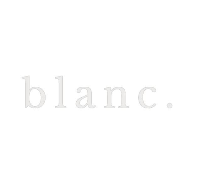 blanc.